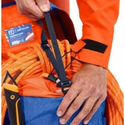 Ortovox Peak 40 Dry Just Blue -Acapulka Butikk zdrnlaeblde7eu7ajenm